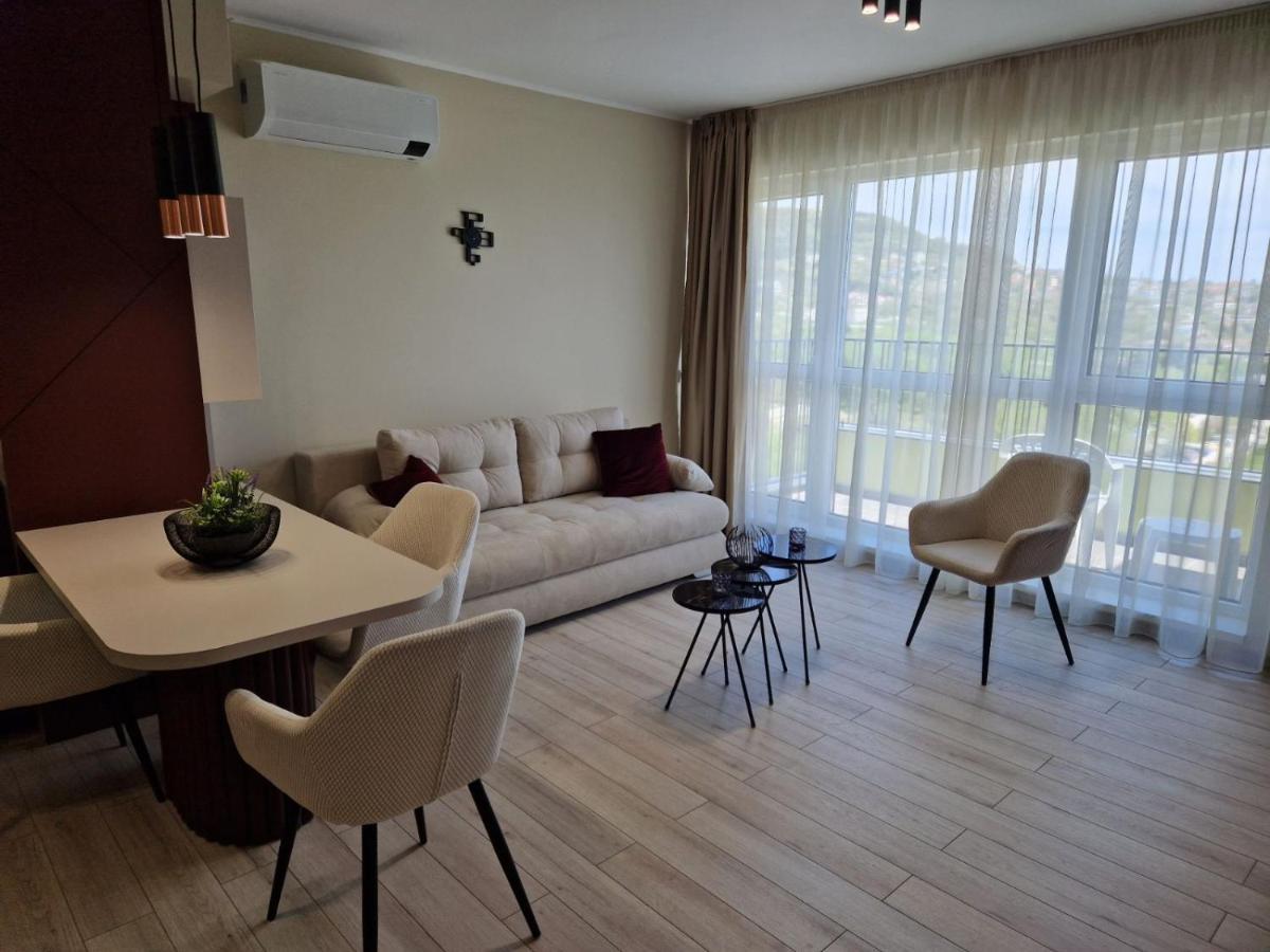 Papaya Apartments Варна Экстерьер фото